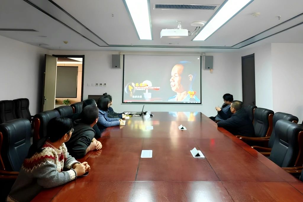 1739526640213255.jpg 華東石油.jpg